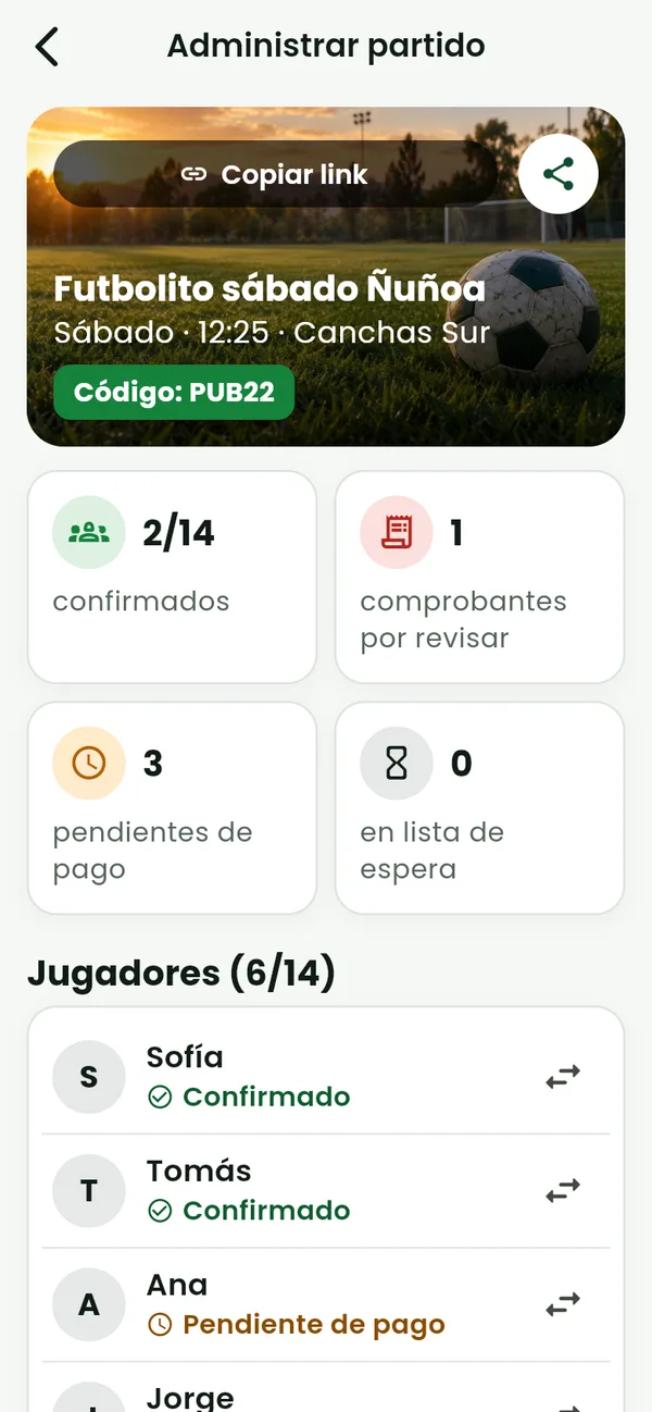 Organizer dashboard with confirmed players, payment proofs to review and pending payments